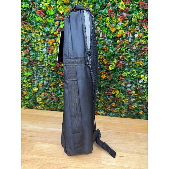 Timbuk 2 Q 2.0 Carrying Case Backpack for 17" Labtop Notebook Eco Black NEW NWT - Picture 13 of 16